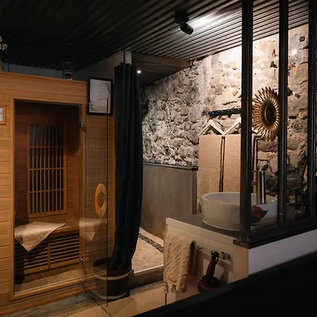 Sweet Loft Grenoble-love Avec Jacuzzi&sauna Appartement *