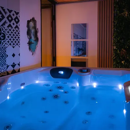 Sweet Loft Grenoble-love Avec Jacuzzi&sauna *